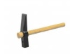 Молоток-кирочка с деревянной рукояткой UNIVERSE 600 гр C10296  (10645)